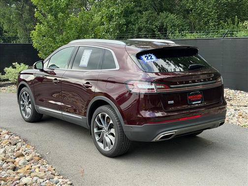 Burgundy 2022 Lincoln Nautilus Reserve