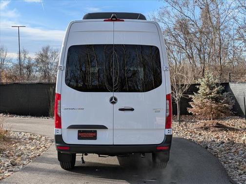 2024 Mercedes-Benz Sprinter 2500 Standard Roof