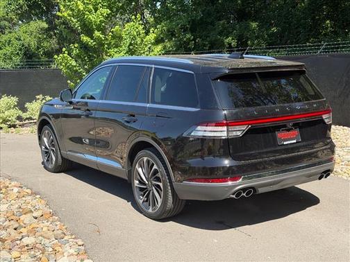 Infinite Black Metallic 2026 Lincoln Aviator Reserve AWD