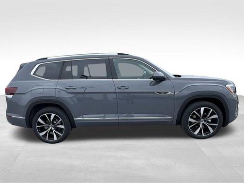 2026 Volkswagen Atlas 2.0T SEL Premium R-Line 4MOTION
