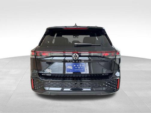 2026 Volkswagen Tiguan 2.0T SEL R-Line 4MOTION