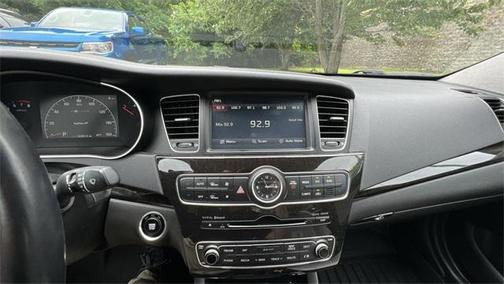 2014 Kia Cadenza Limited