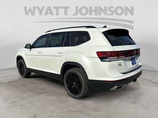 2026 Volkswagen Atlas 2.0T SE w/Technology 4MOTION