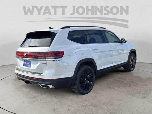 2026 Volkswagen Atlas 2.0T SE w/Technology 4MOTION