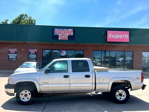 2004 Chevrolet Silverado 2500 LS H/D Crew Cab