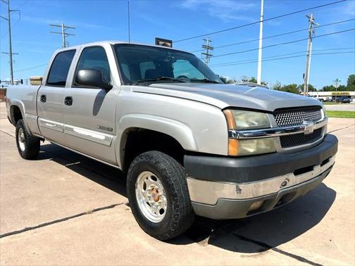 2004 Chevrolet Silverado 2500 LS H/D Crew Cab