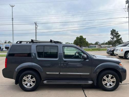 2012 Nissan Pathfinder Silver