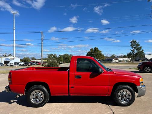 2005 GMC Sierra 1500 Base