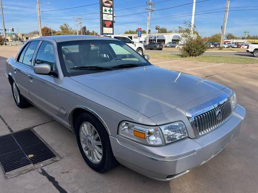 2010 Mercury Grand Marquis LS (Fleet Only)