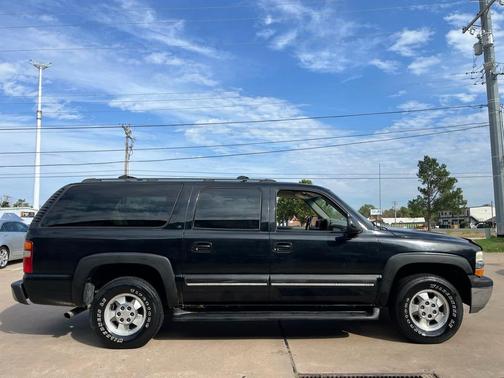 2002 Chevrolet Suburban 1500 LT