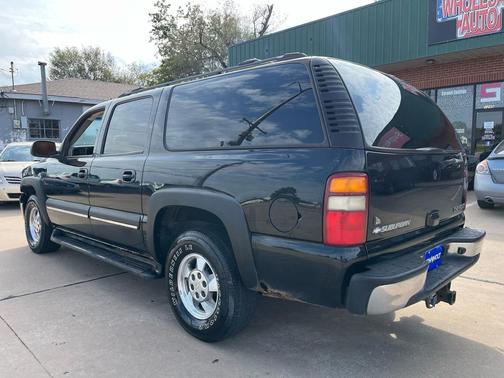 2002 Chevrolet Suburban 1500 LT