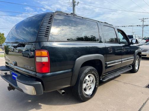 2002 Chevrolet Suburban 1500 LT