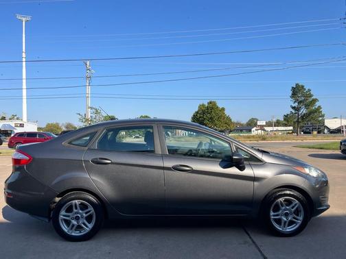 2017 Ford Fiesta SE