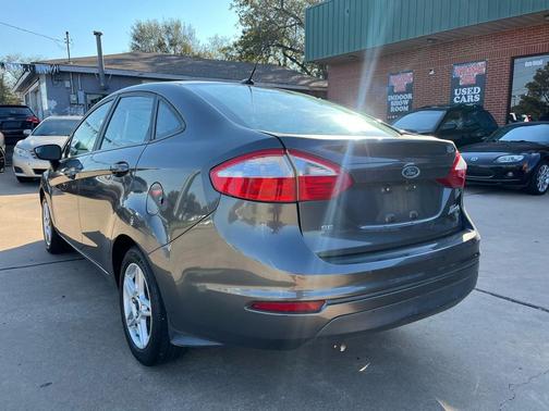 2017 Ford Fiesta SE