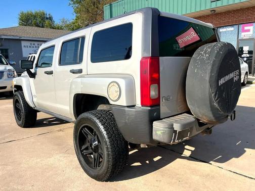 2006 Hummer H3 Base