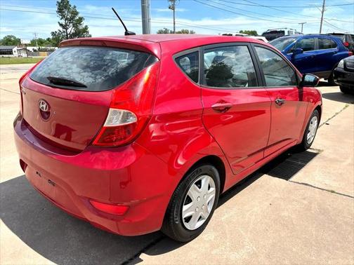 2013 Hyundai Accent GS