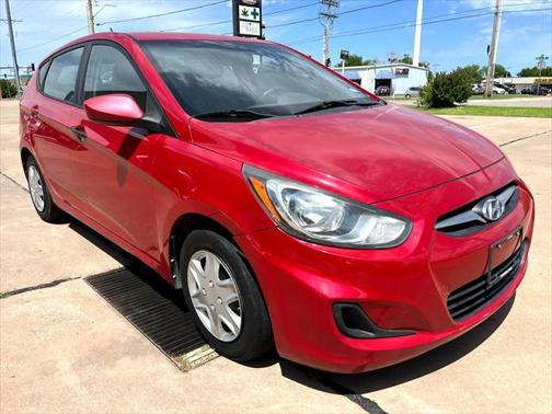 2013 Hyundai Accent GS