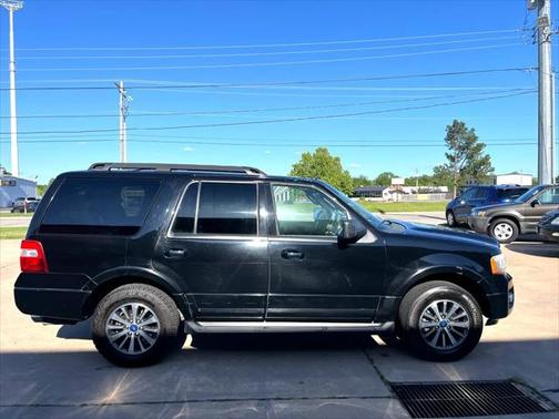 2017 Ford Expedition XLT