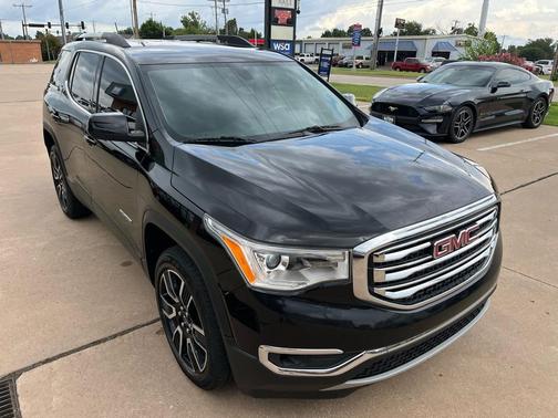 2019 GMC Acadia SLE-2