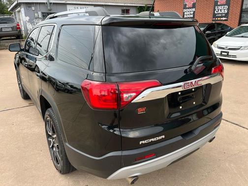2019 GMC Acadia SLE-2