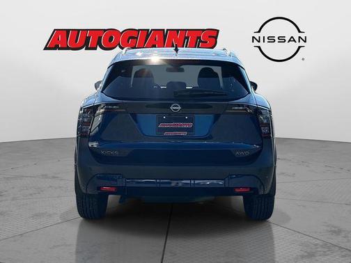 2026 Nissan Kicks SV