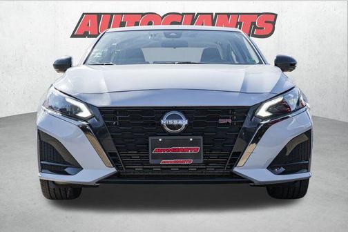 2023 Nissan Altima SR VC-Turbo FWD