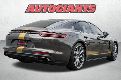 2018 Porsche Panamera Base