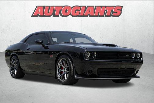 2015 Dodge Challenger SRT 392