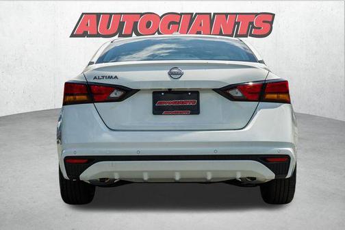 2025 Nissan Altima S FWD