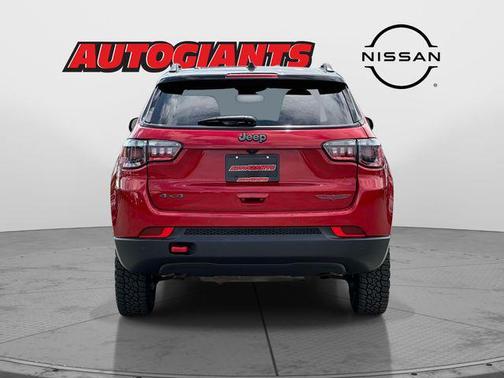 Red Hot Pearlcoat 2025 Jeep Compass Trailhawk