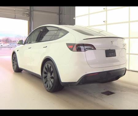 2022 Tesla Model Y Performance Dual Motor All-Wheel Drive