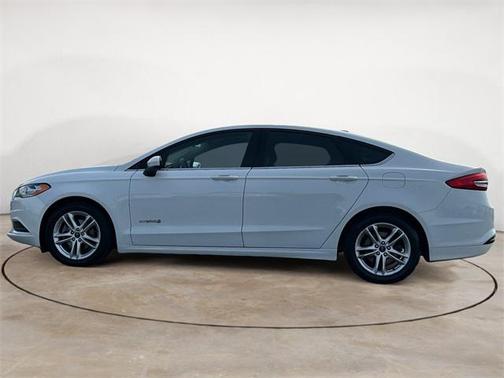 2018 Ford Fusion Hybrid SE