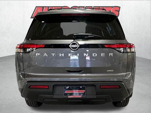 2025 Nissan Pathfinder SV 4WD