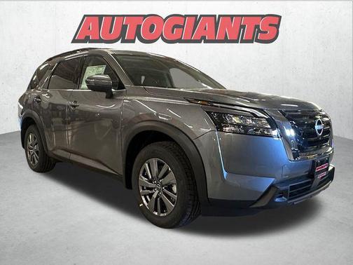 2025 Nissan Pathfinder SV 4WD