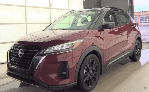 2023 Nissan Kicks SR