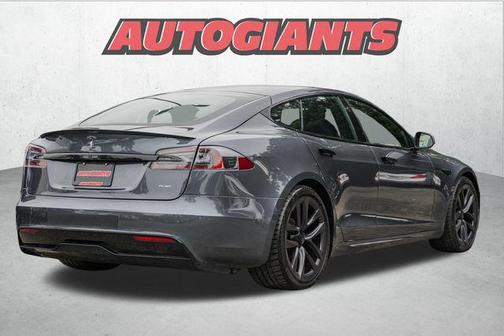 2021 Tesla Model S Plaid