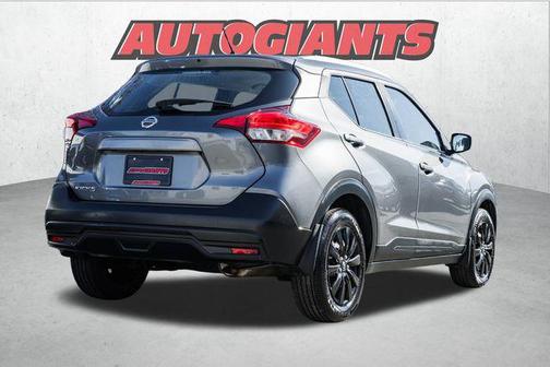 2019 Nissan Kicks S