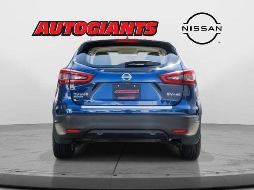 2020 Nissan Rogue Sport SV