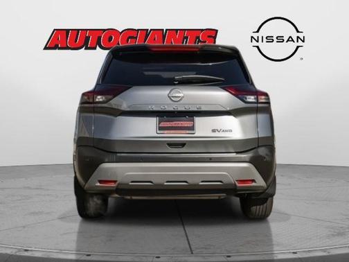 2022 Nissan Rogue SV