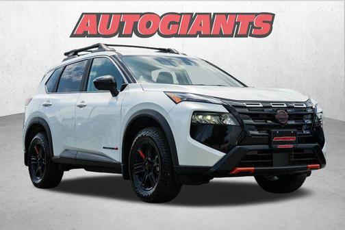2025 Nissan Rogue Rock Creek