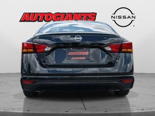 2025 Nissan Altima S FWD