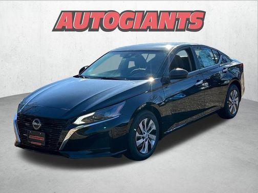 2025 Nissan Altima S FWD