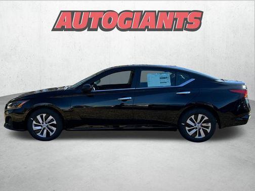 2025 Nissan Altima S FWD