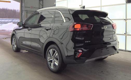 2022 Kia Niro LXS