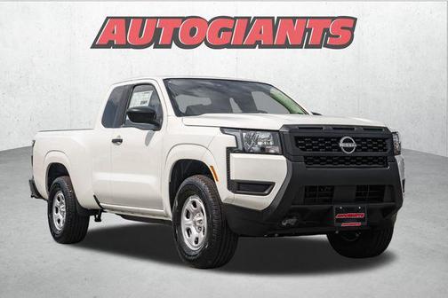 2025 Nissan Frontier S
