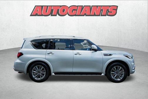 2021 INFINITI QX80 Luxe