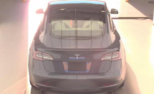 2022 Tesla Model 3 Standard Range