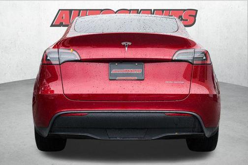 2025 Tesla Model Y Long Range Dual Motor All-Wheel Drive