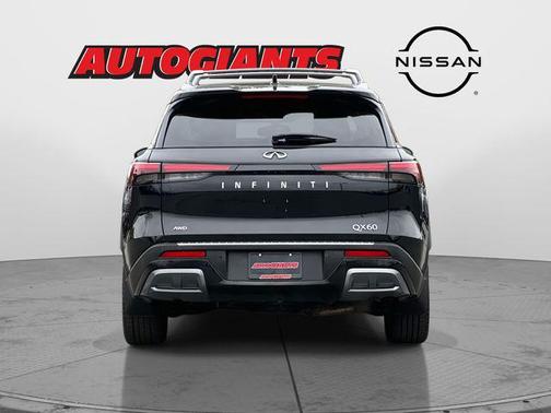 2022 INFINITI QX60 Luxe