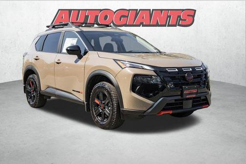 2025 Nissan Rogue Rock Creek
